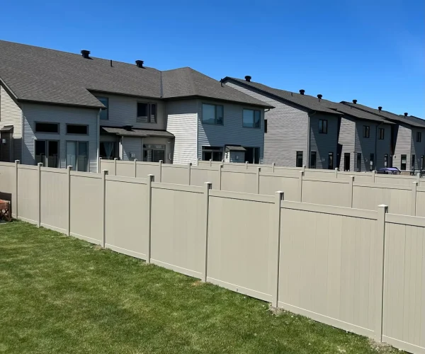 PVC fence installation and fence contractors